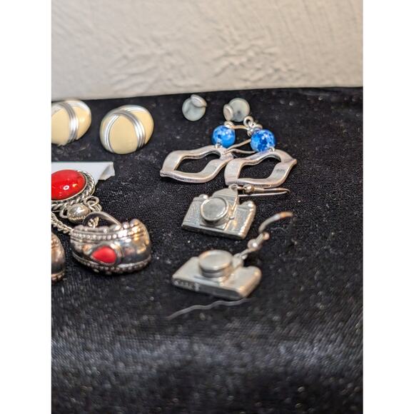 Fourteen Silver Tone Red White Blue Theme Pierced Earring Jewelry Lot - Picture 10 of 15